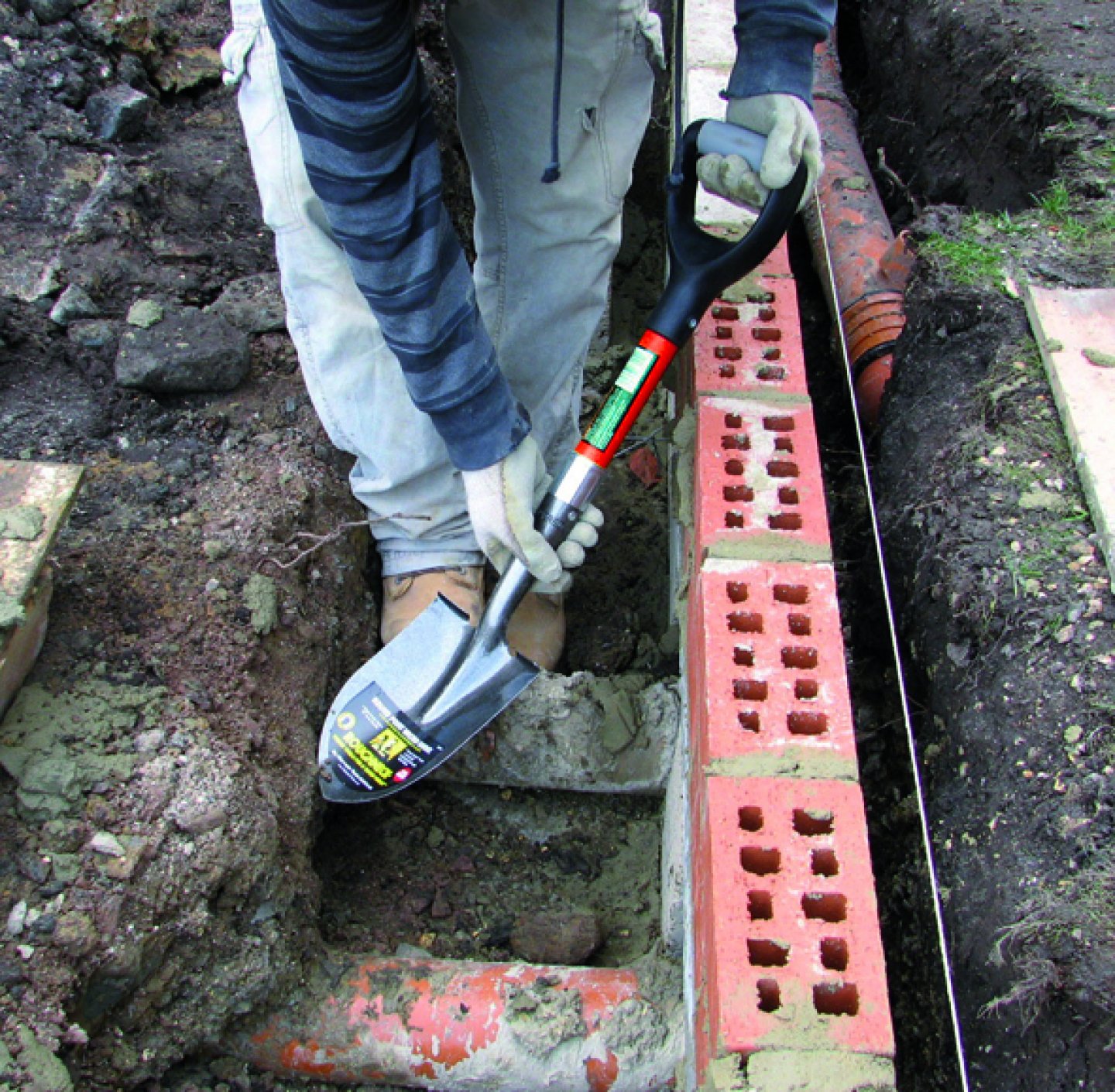 Lopata multifunctionala 08