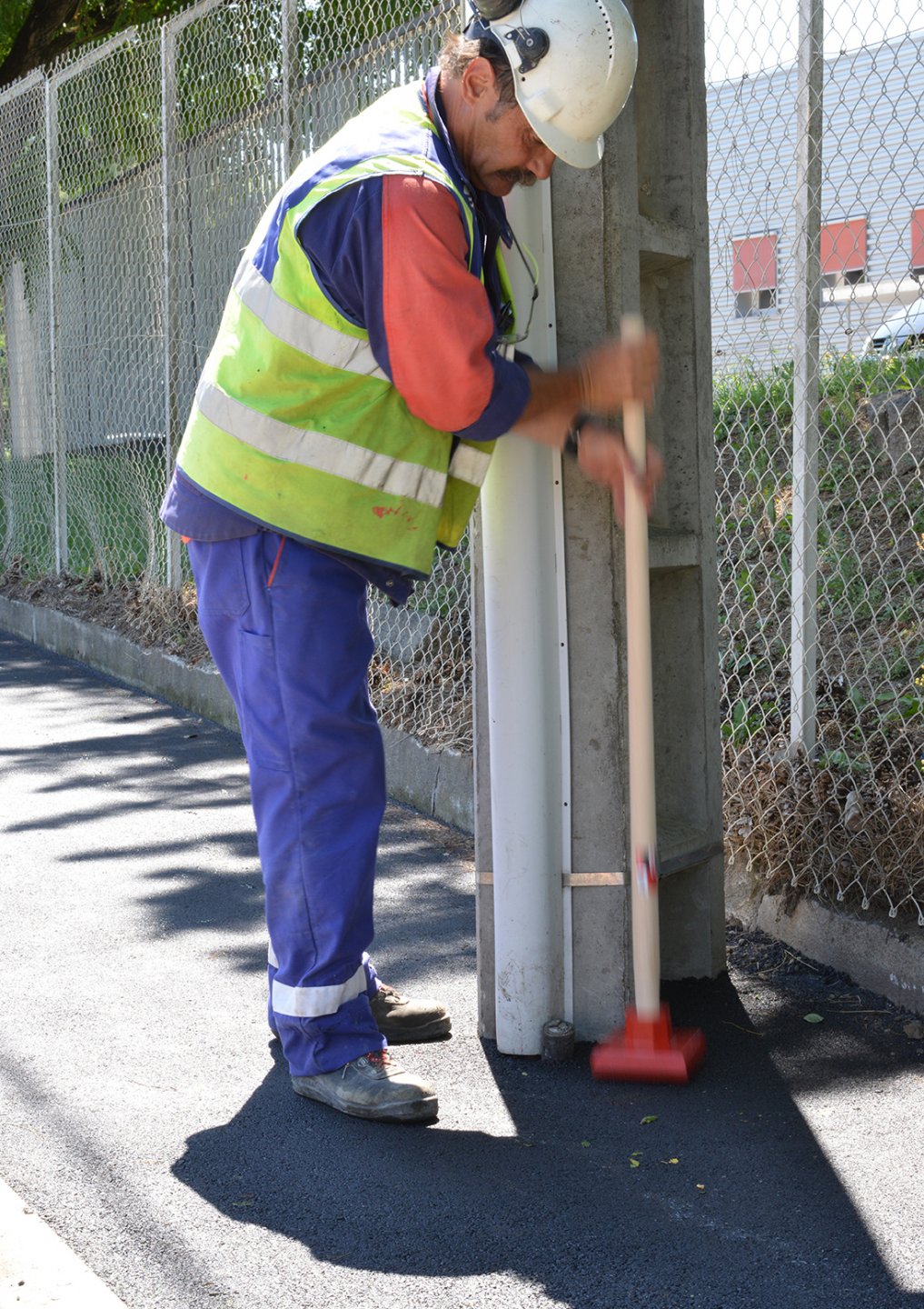 Doamna zidar de piata 02