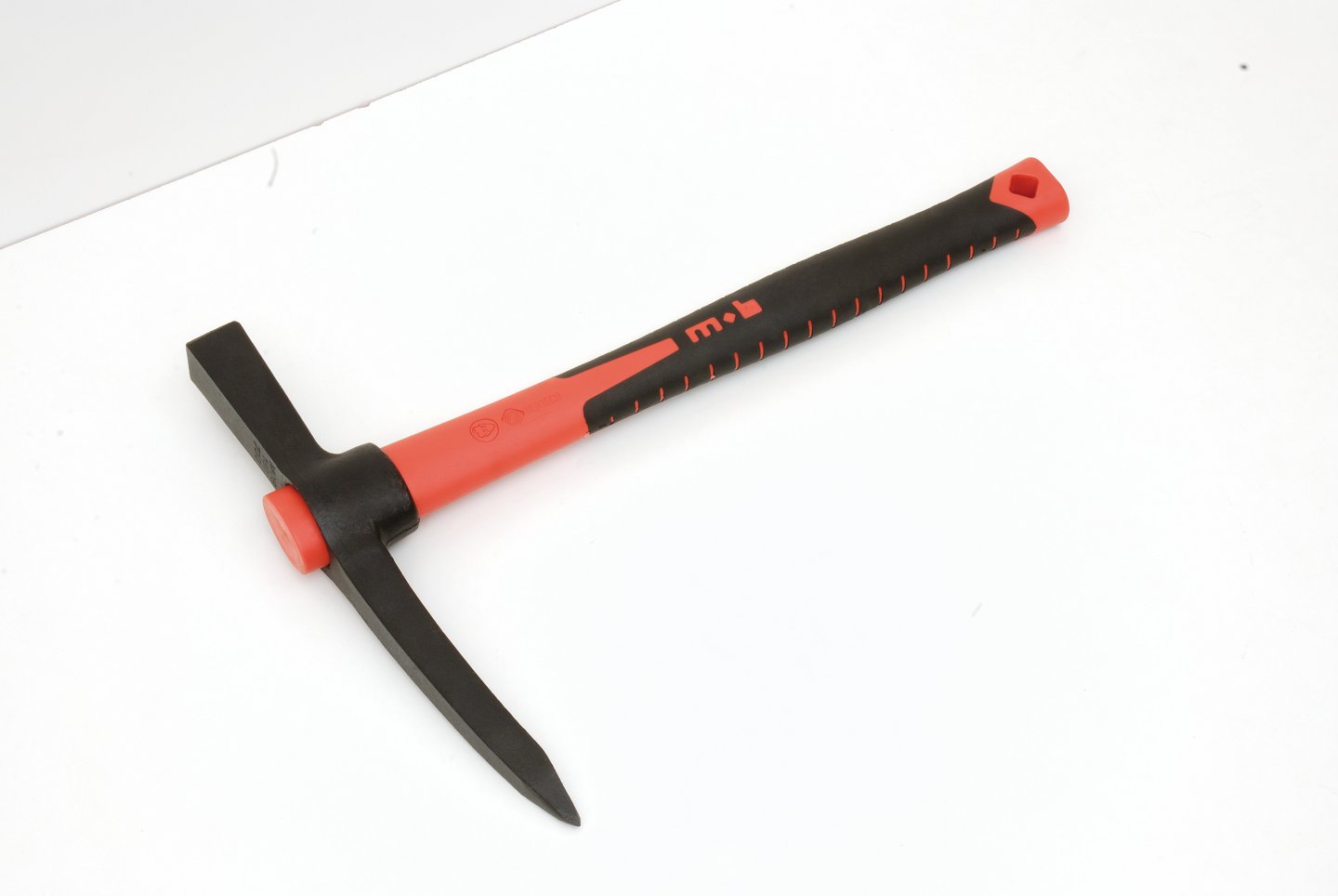 Ciocan zidar cu varf si cap, coada nertech