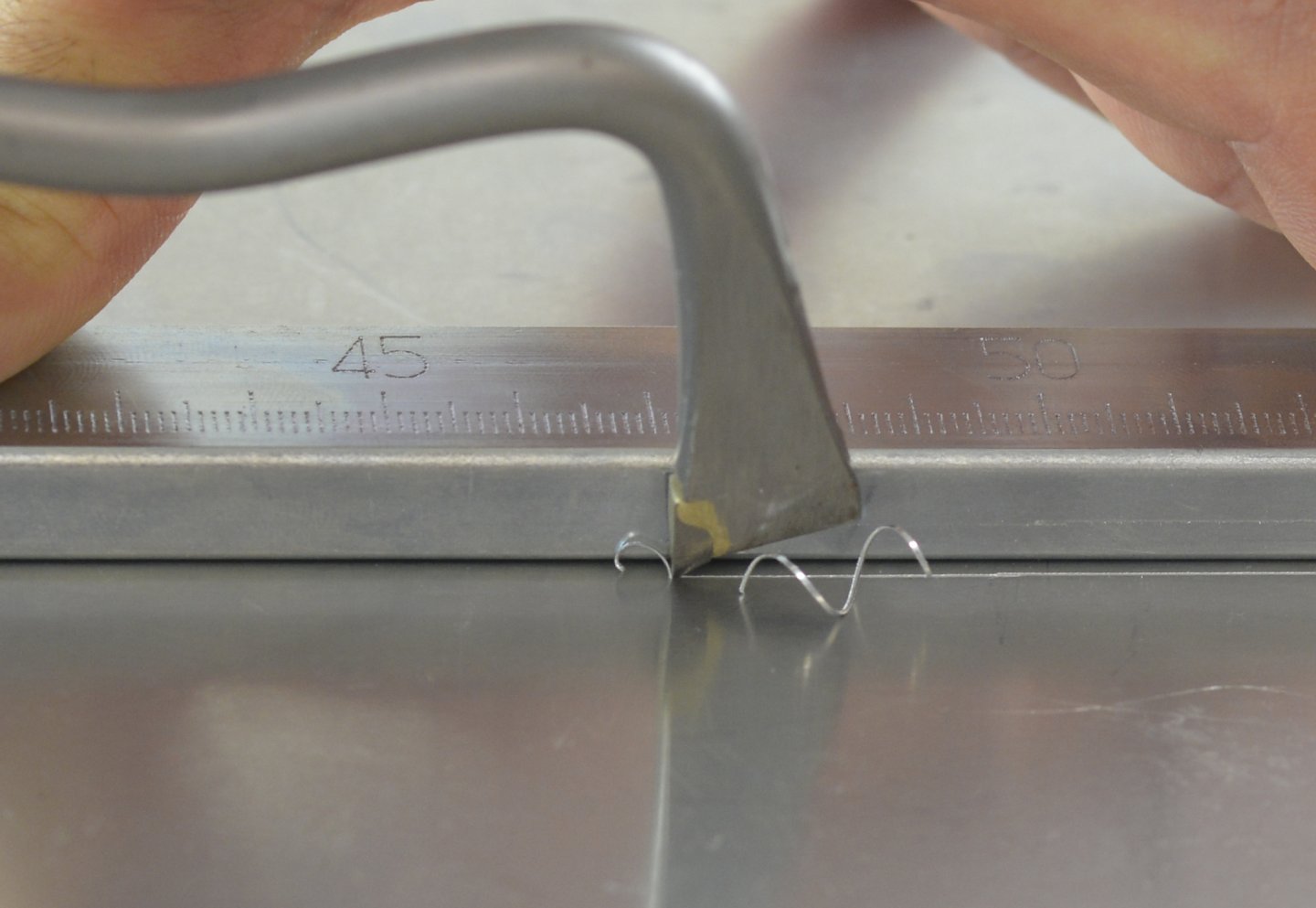 Clip de zinc pe placa 03