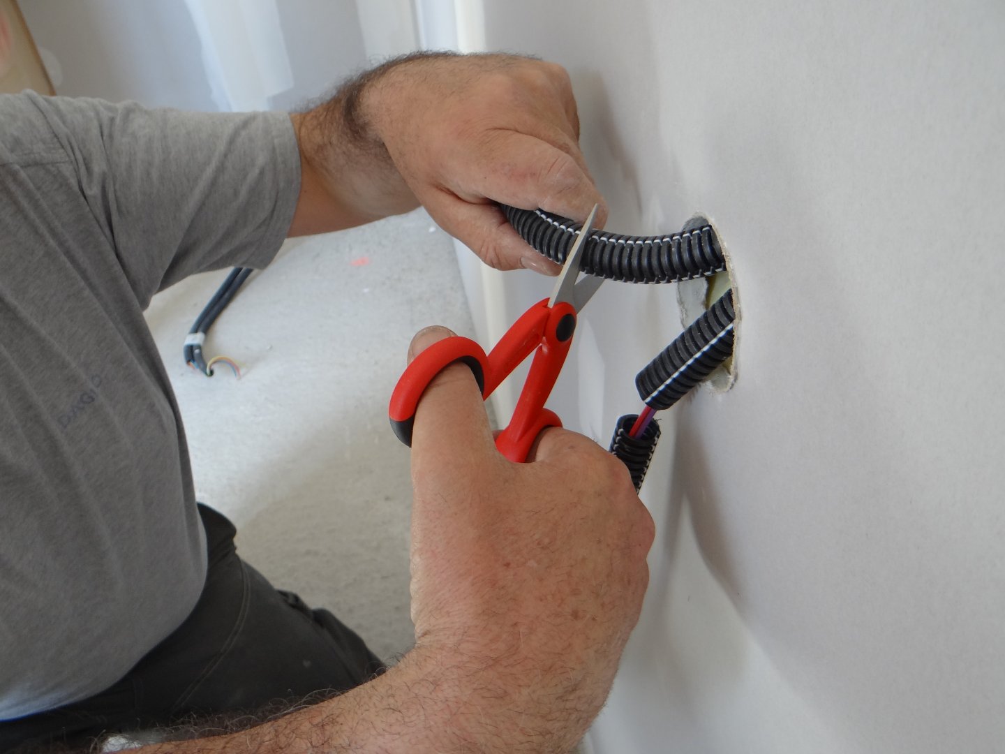 Foarfeca pentru electricieni 03