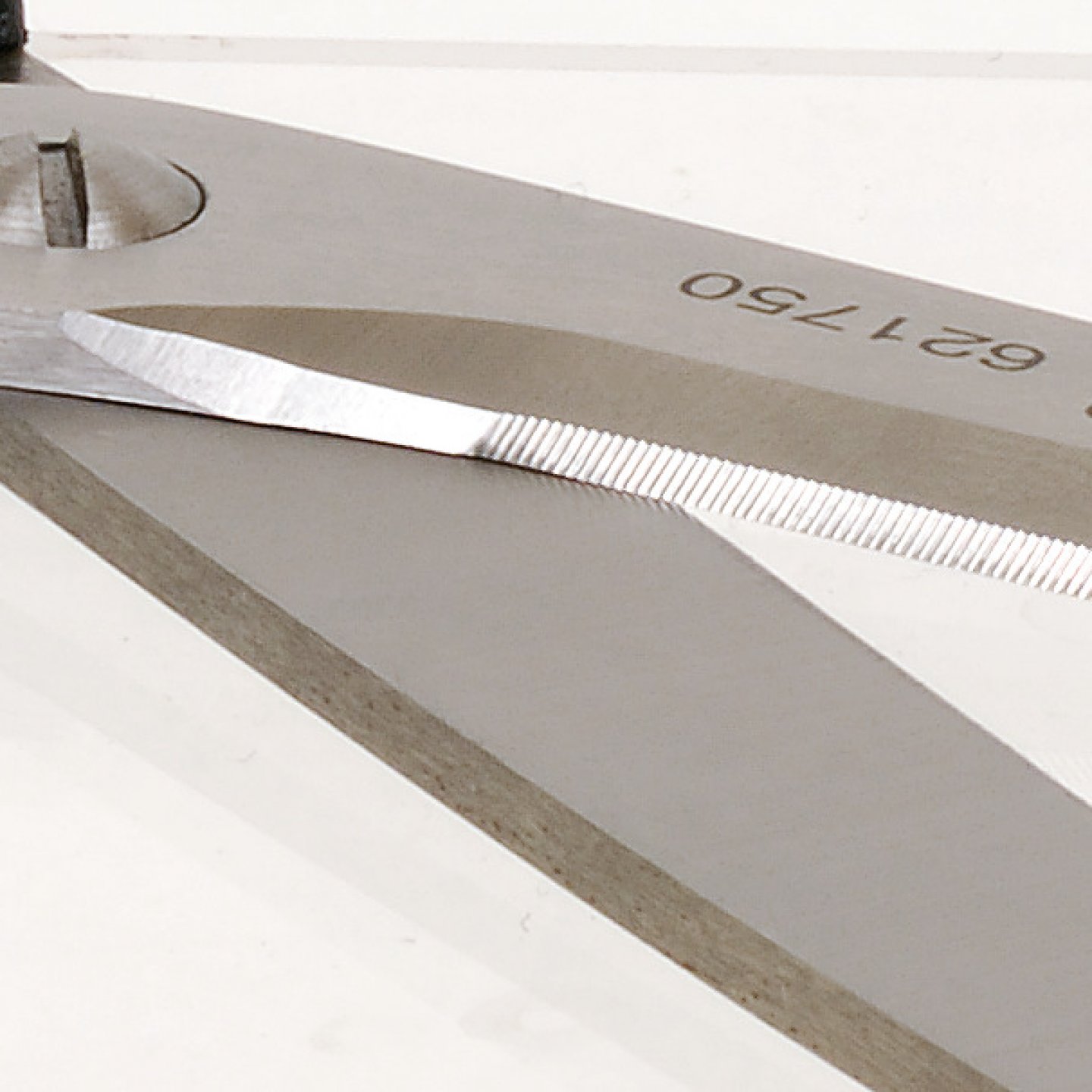 Foarfeca solingen maner bimaterial 03