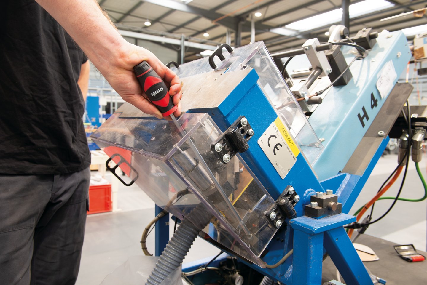 Set xl3 cu 9 bituri + 3 tije + maner d 06