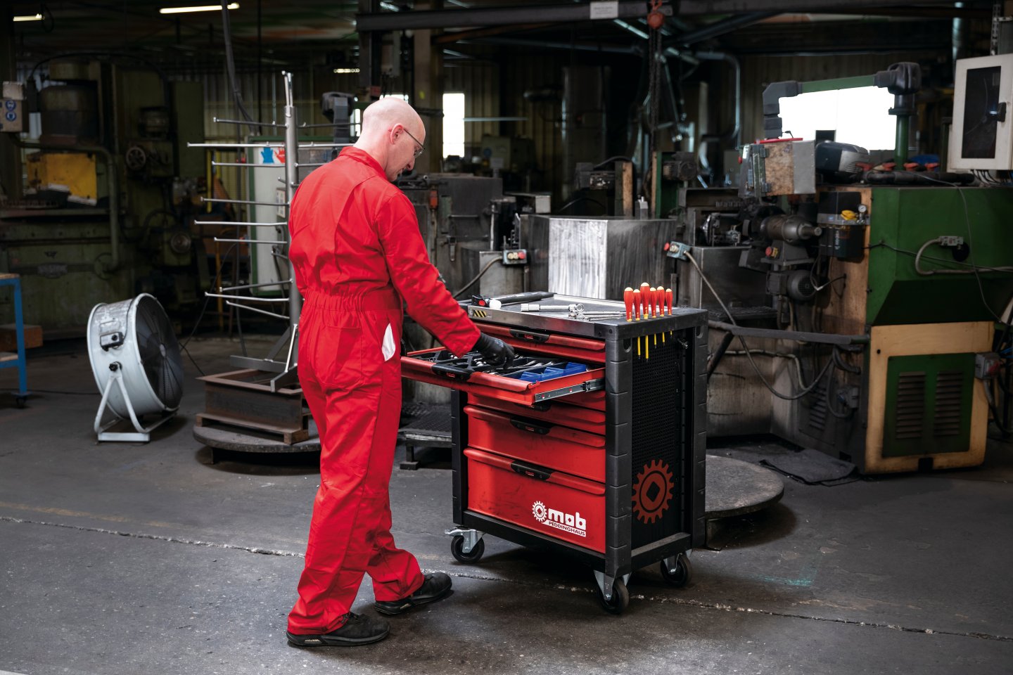 Servanta mobila pentru scule tsg14 ab x-liner6 05