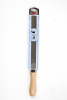 Pilă plată mână de lemn pe card