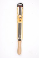 Razătoare semiroundă mâner de lemn pe card 04